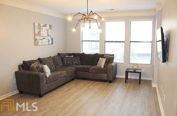 400 17th St - Photo 1