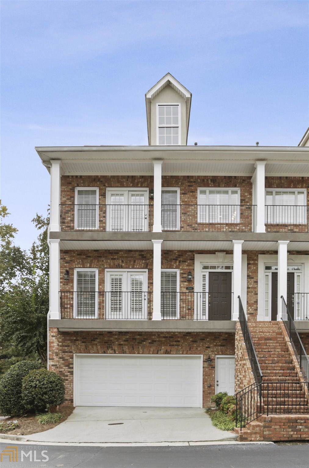 2560 Oglethorpe Cir - Photo 1