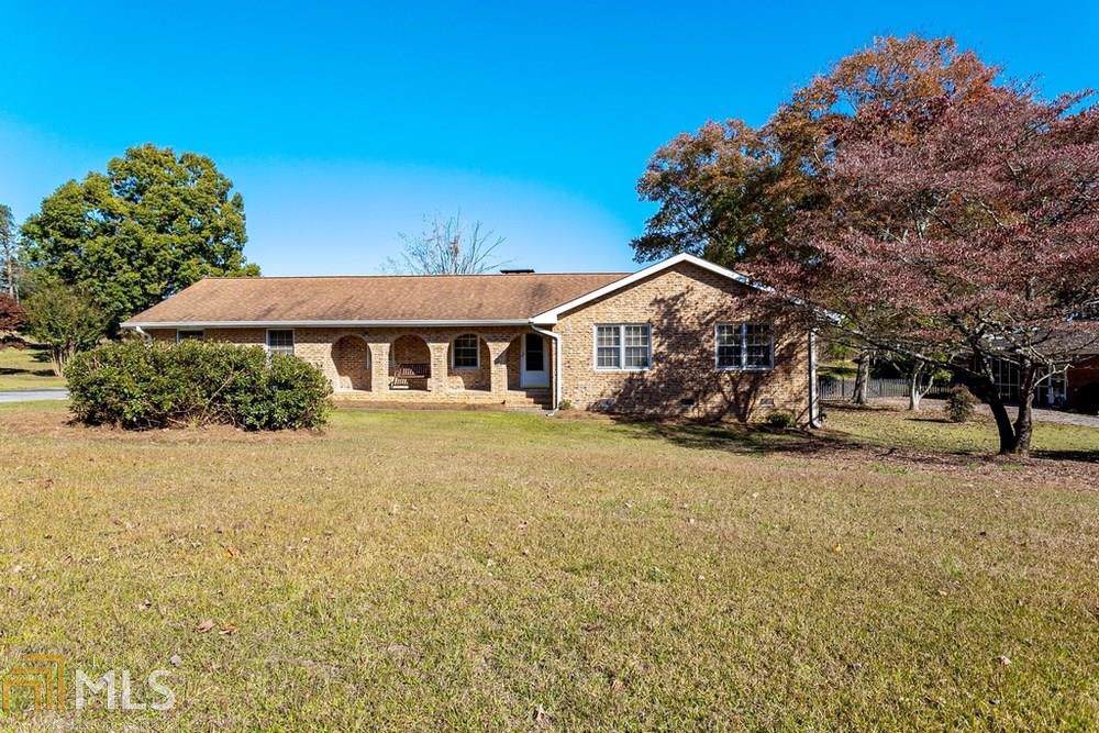 2135 Chaparral Dr - Photo 1
