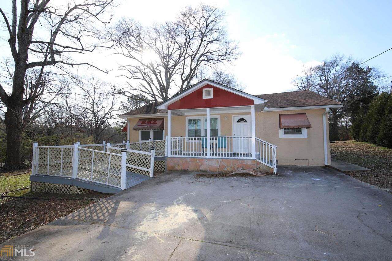 1179 Youngs Mill Road - Photo 1