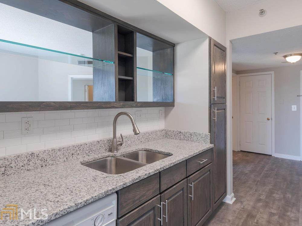 1 Biscayne Dr - Photo 1