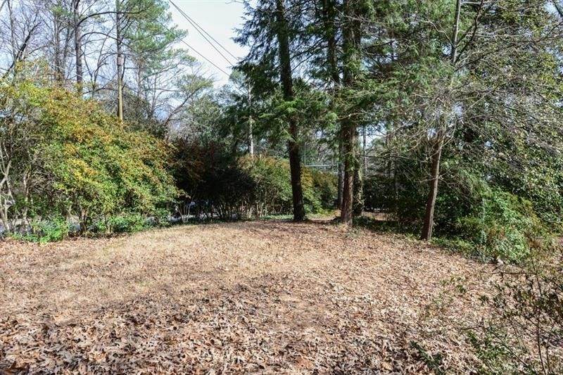 606 Wesley Road - Photo 1