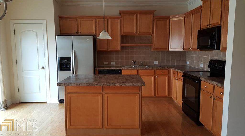 2722 Hallwood Ln - Photo 1