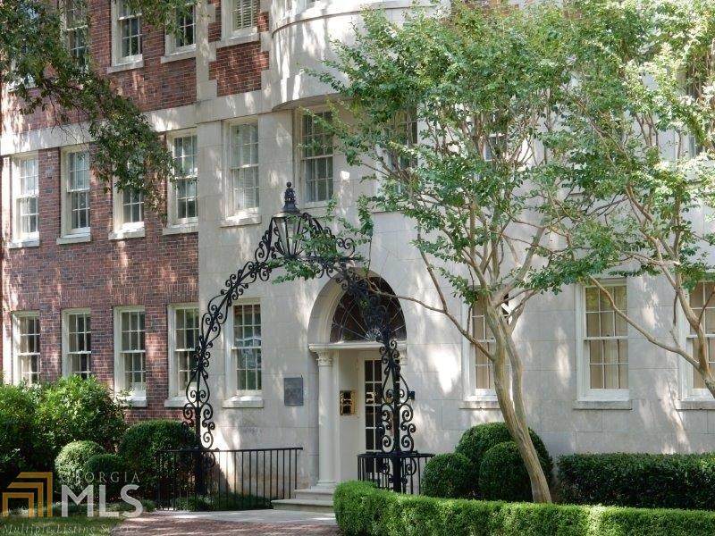1327 Peachtree St - Photo 1