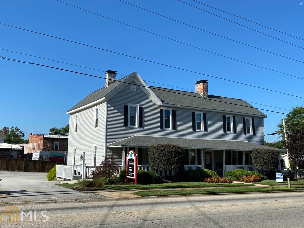 20 Jonesboro St - Photo 1