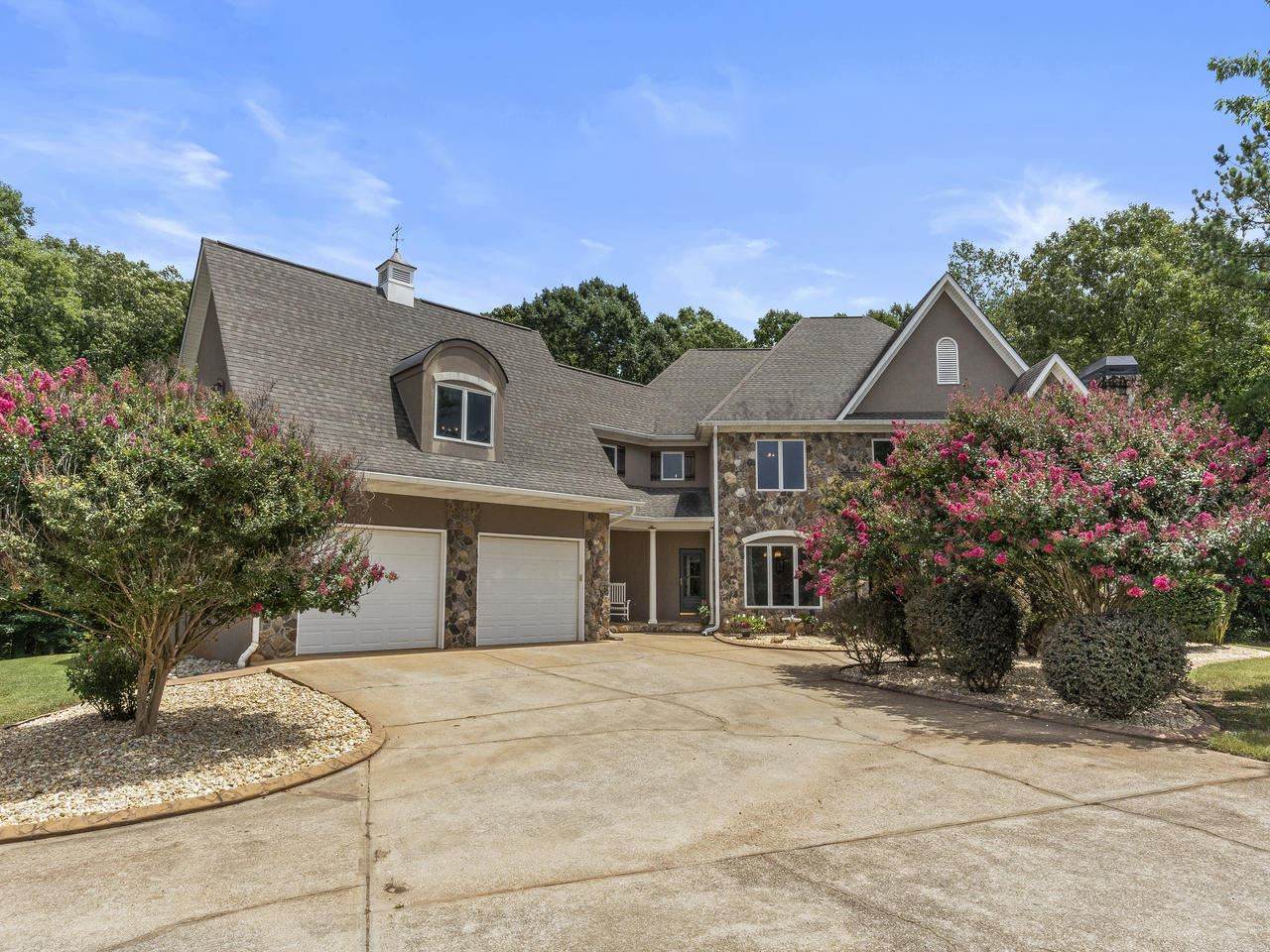 2325 Highway 54 - Photo 1