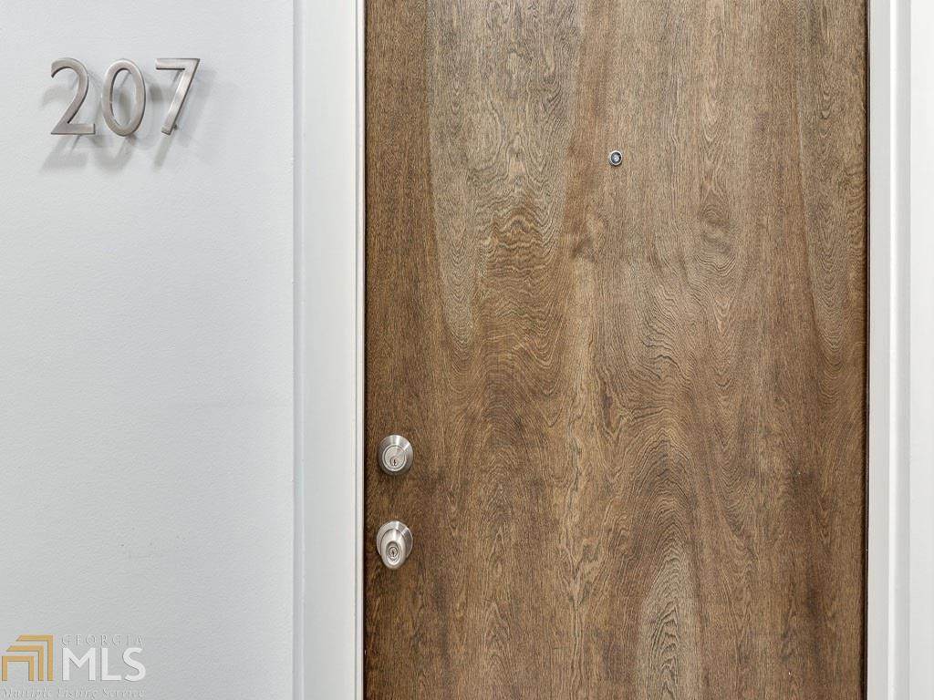 200 Highland Ave - Photo 1