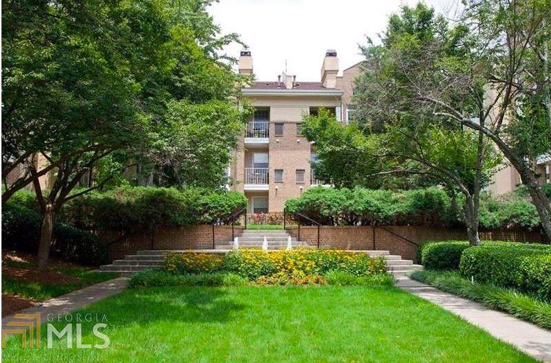 220 Renaissance Pkwy - Photo 1