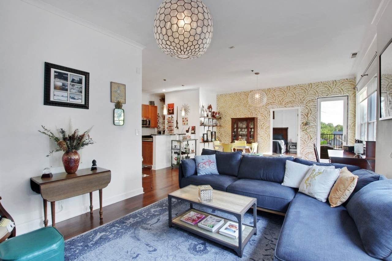 384 Ralph Mcgill Blvd - Photo 1