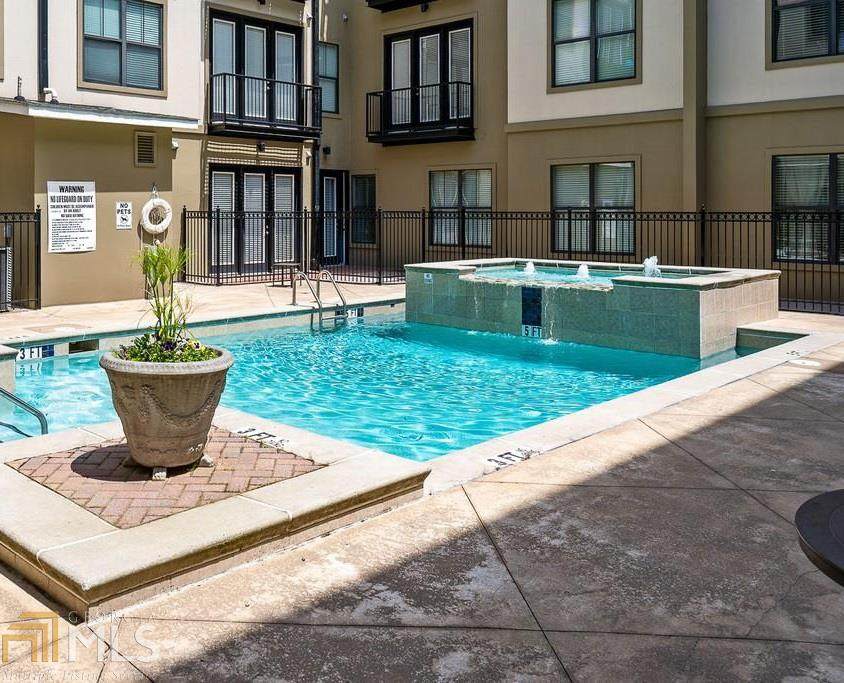 5300 Peachtree Rd - Photo 1