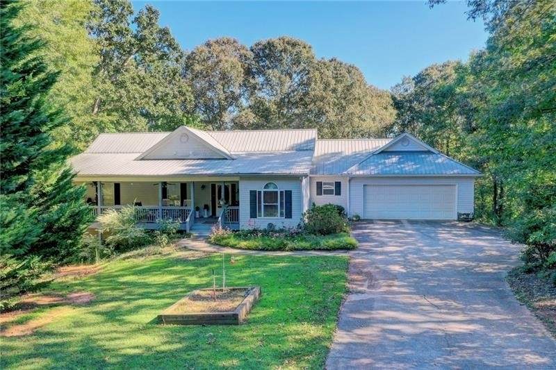 5375 Oak Grove Circle - Photo 1
