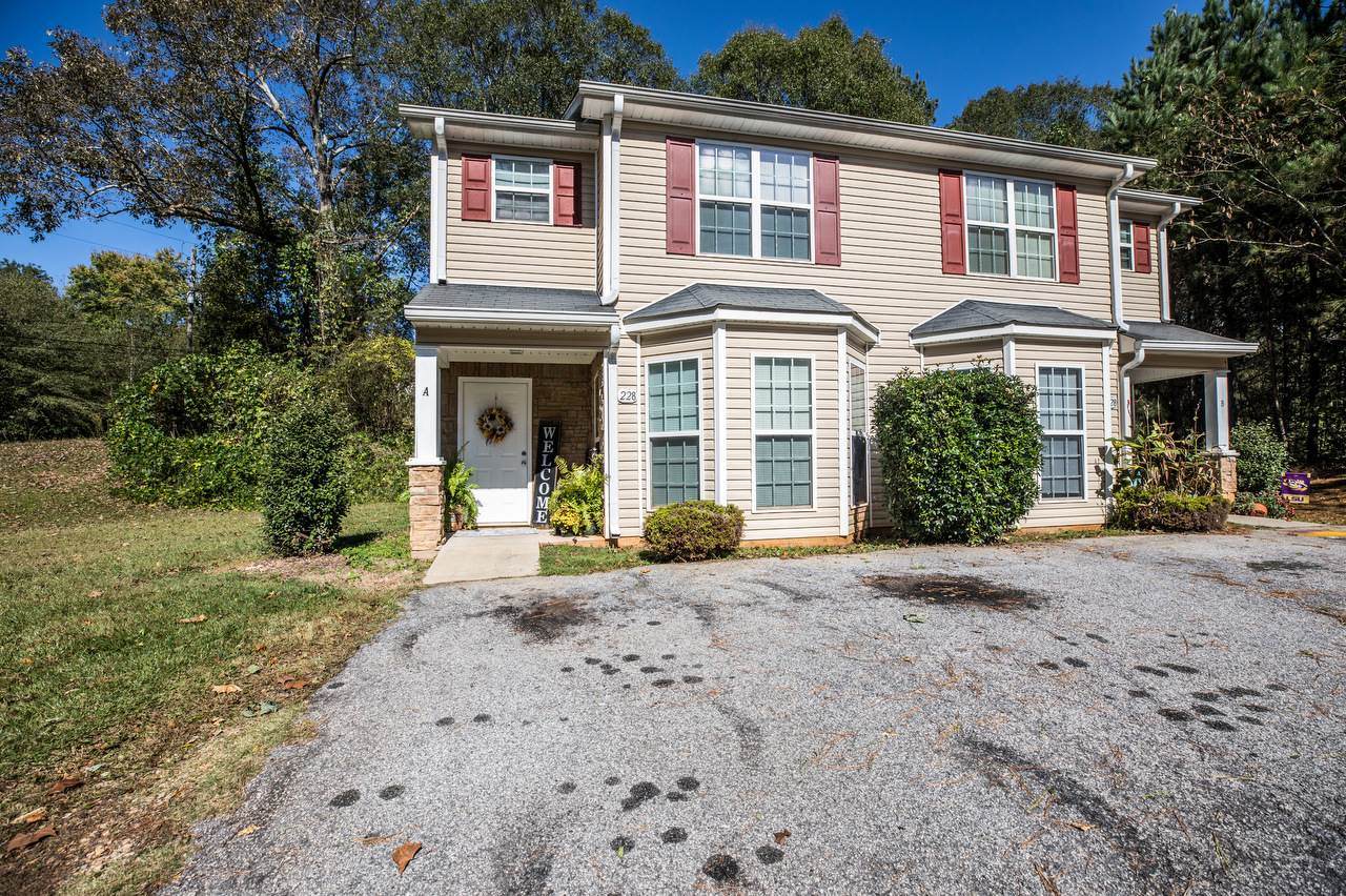 228 Rome St - Photo 1