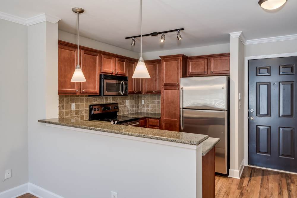 48 Peachtree Ave - Photo 1