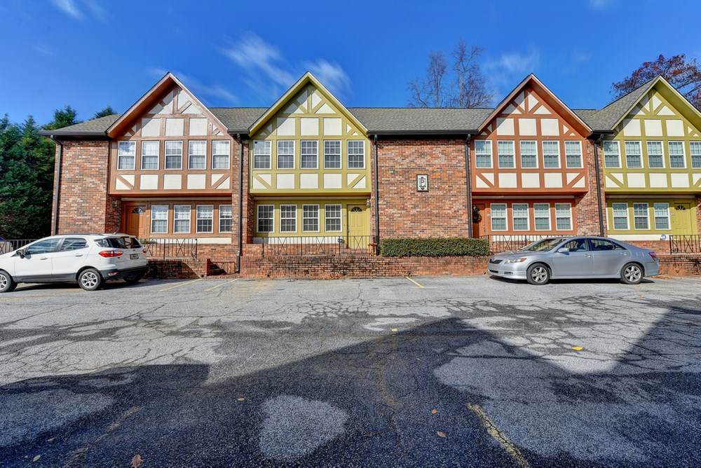 2825 Northeast Expressway - Photo 1