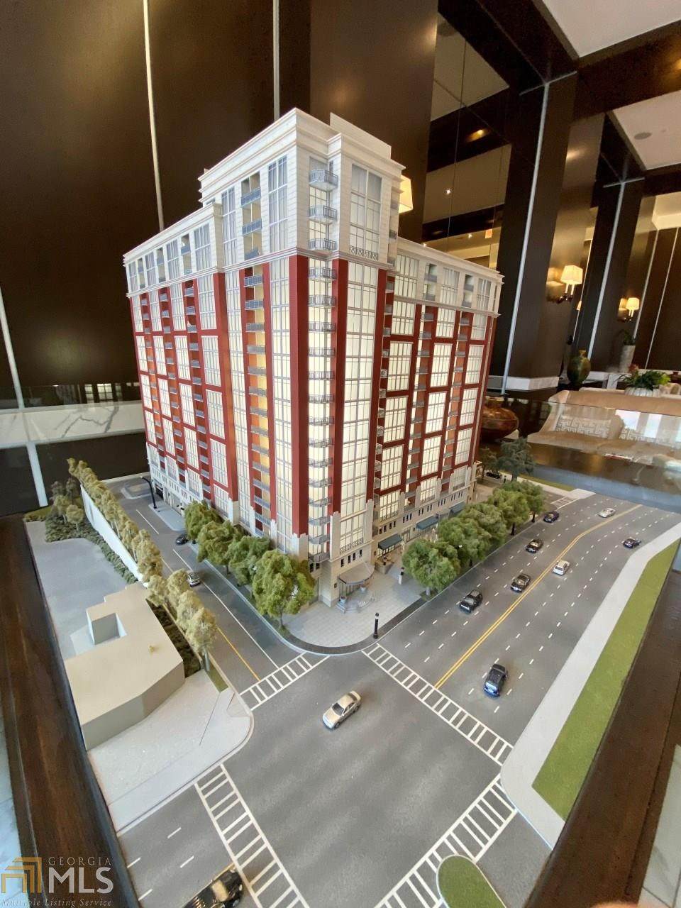 1820 Peachtree St - Photo 1