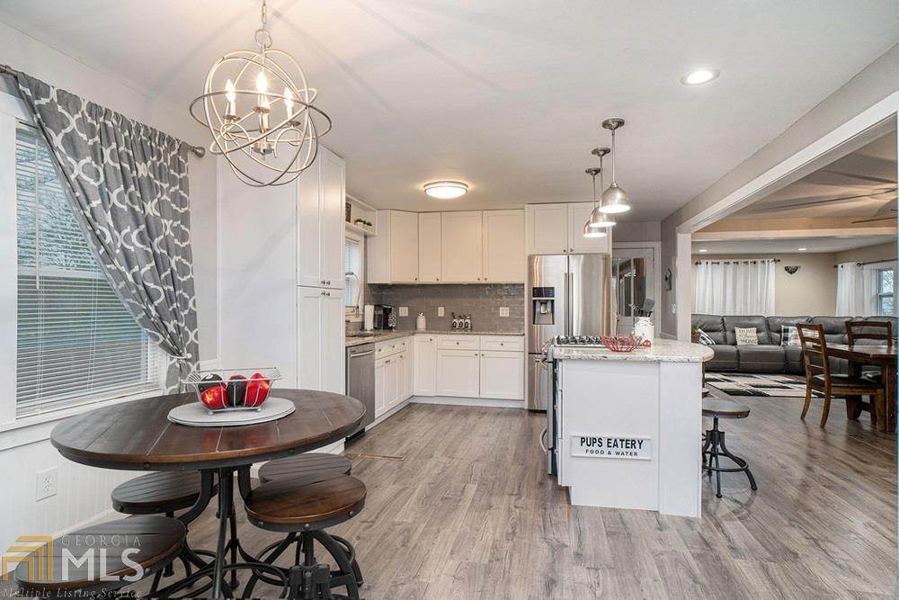 121 Spring Hill Cir - Photo 1