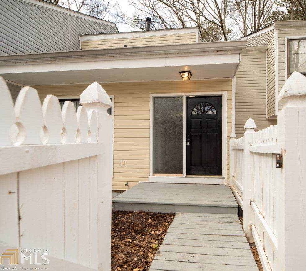 2622 Meadowlawn Dr - Photo 1