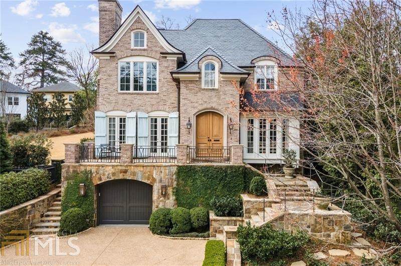 395 Beverly Road - Photo 1