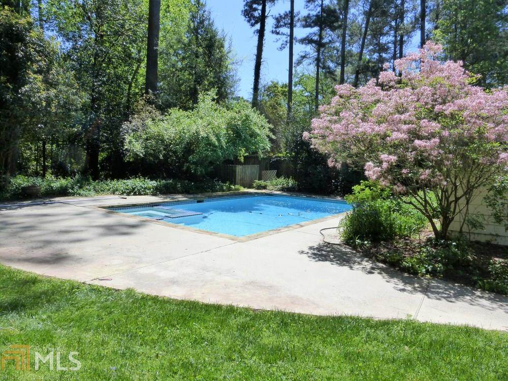 1727 Johnson Rd - Photo 1