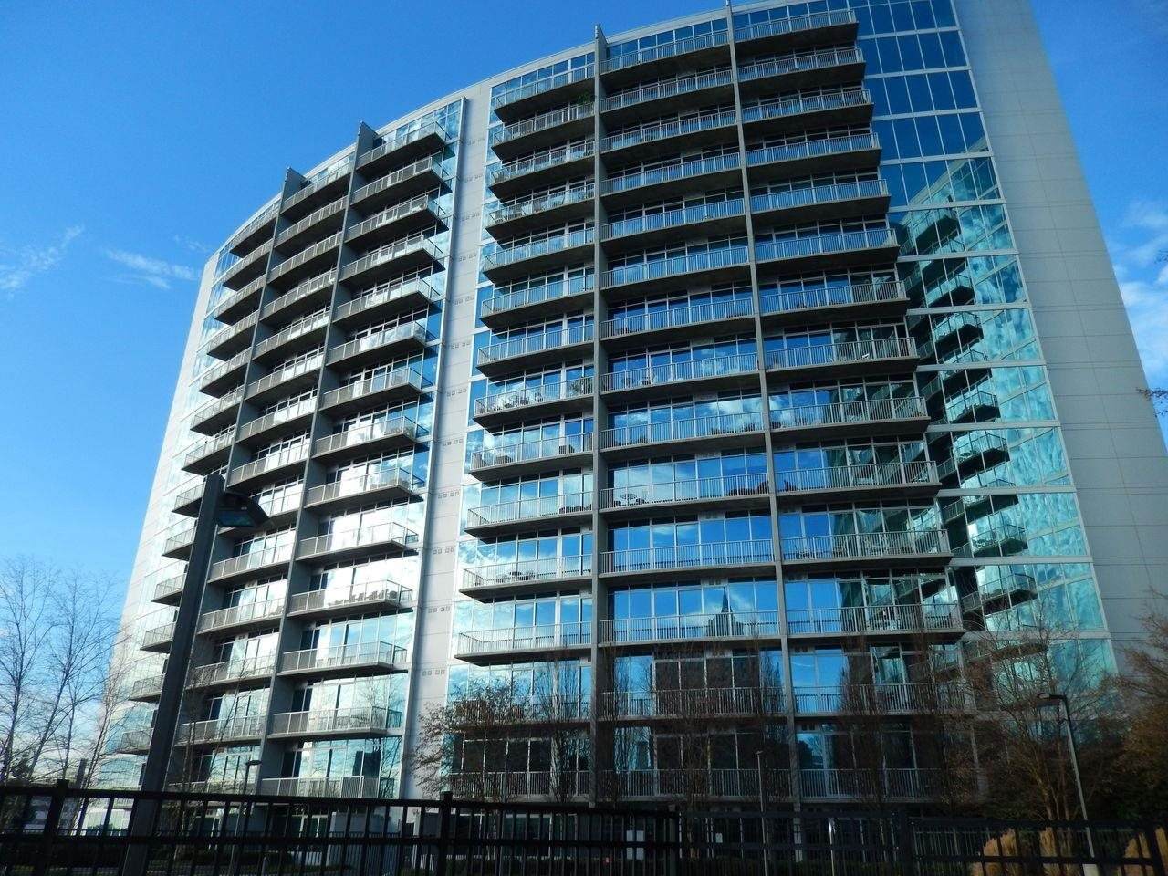 44 Peachtree Place - Photo 1