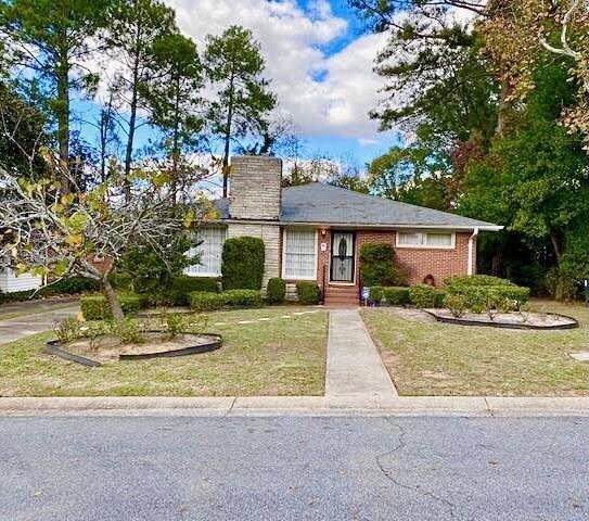 2037 Vining Circle - Photo 1