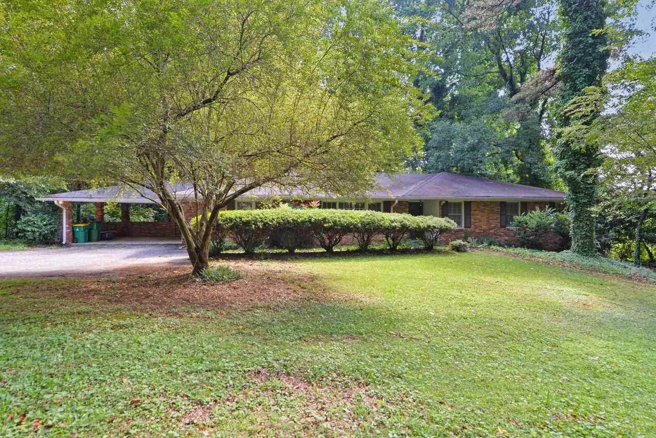 5325 Peachtree Dunwoody Road - Photo 1