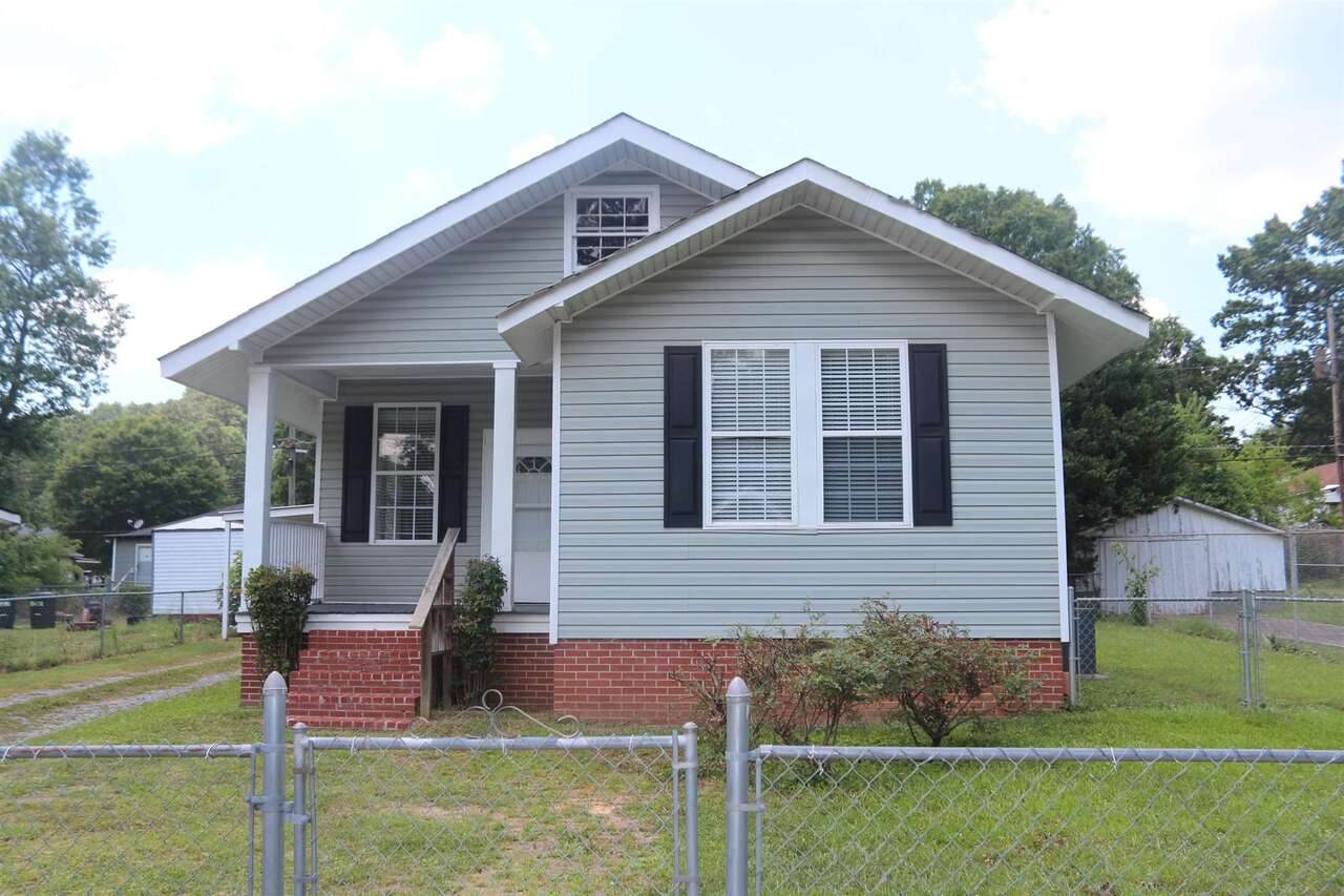 240 2nd Shannon - Photo 1
