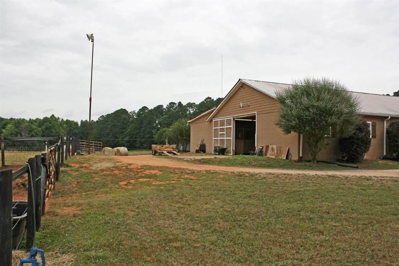 2520 Ho Hum Hollow Road - Photo 1