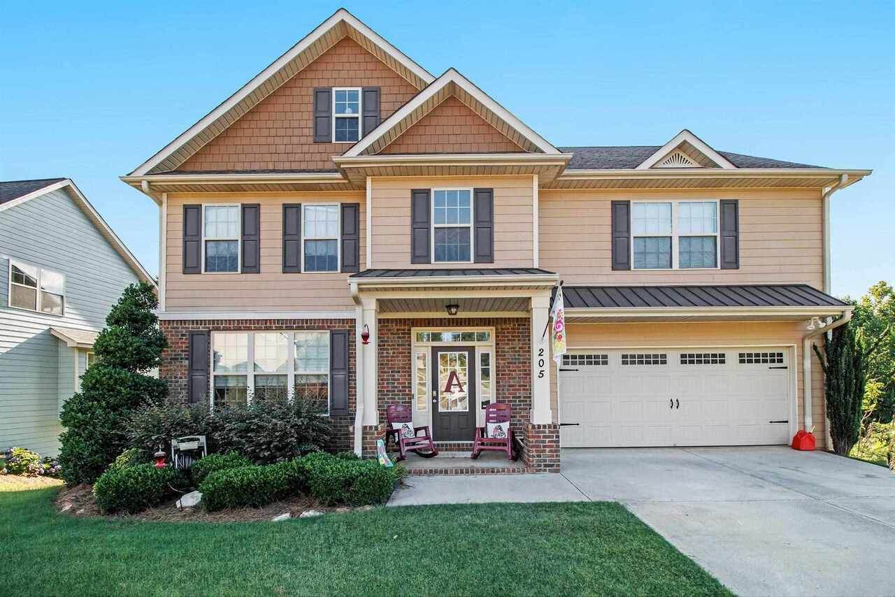 205 Stonecrest Drive - Photo 1