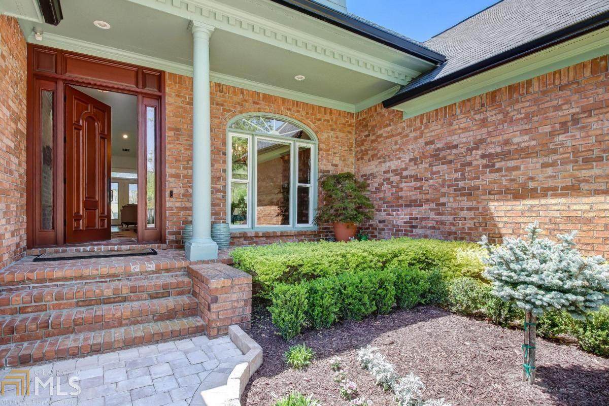 111 Wedgefield Xing - Photo 1
