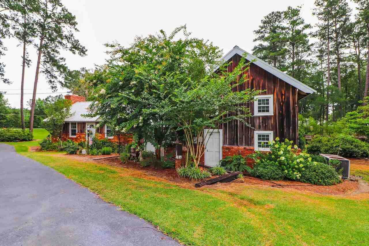 152 Jones Road - Photo 1