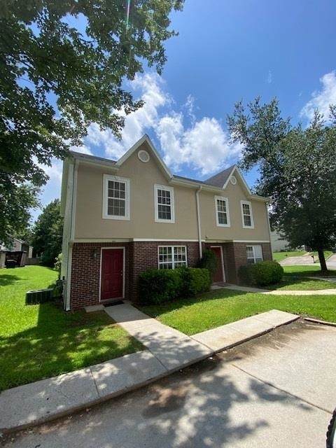 4501 Logan Way - Photo 1