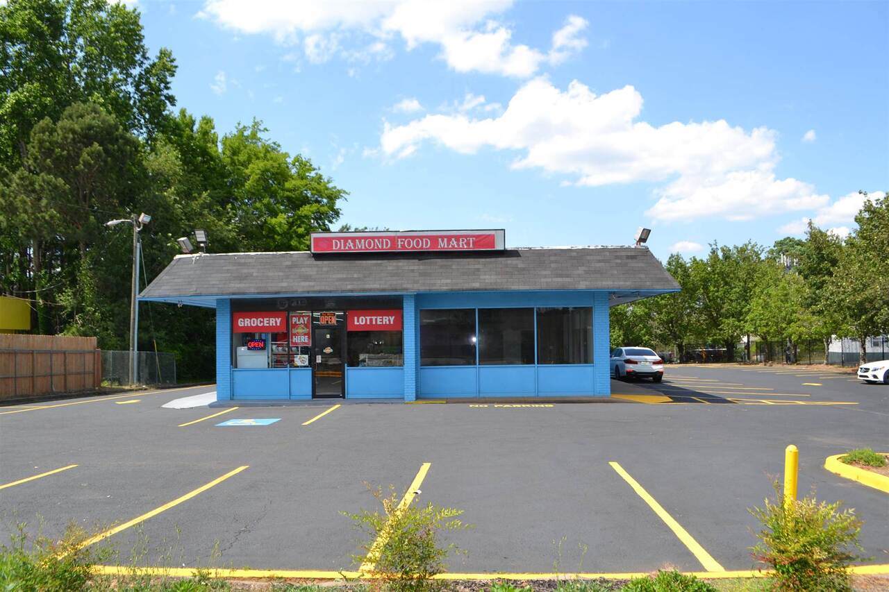 1160 Rockbridge Road - Photo 1