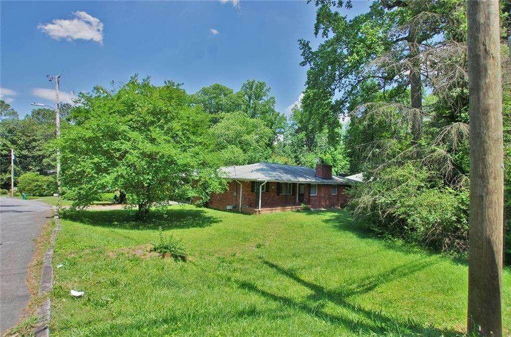 4070 Briarcliff Road - Photo 1
