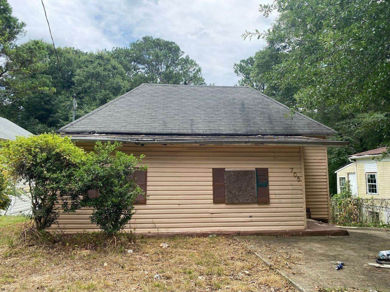 705 Grand Avenue - Photo 1