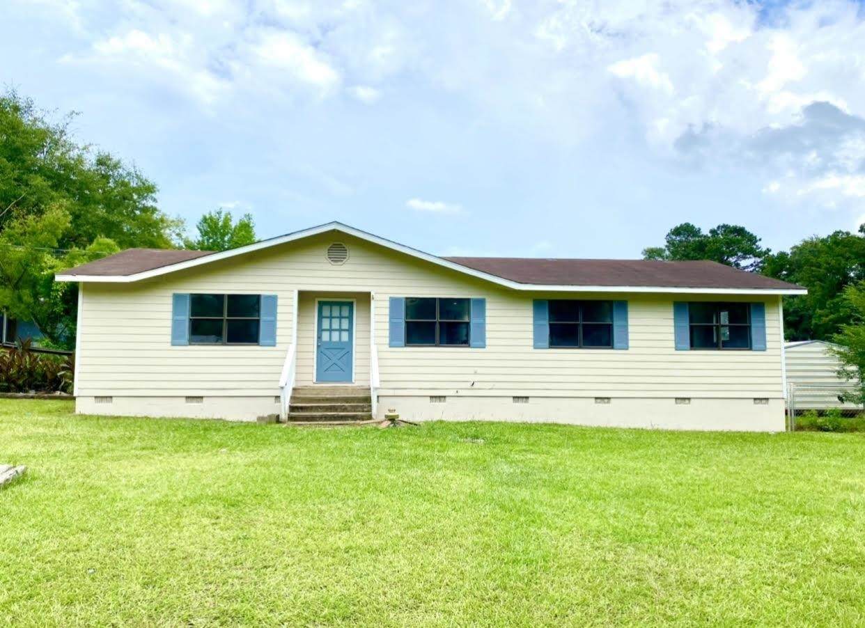 401 1/2 Cooley Road - Photo 1