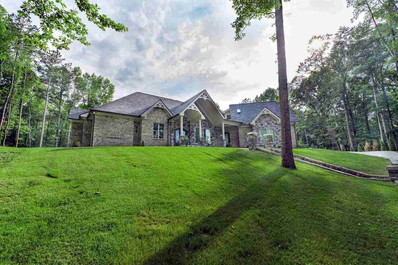 318 Glen Lake Drive - Photo 1