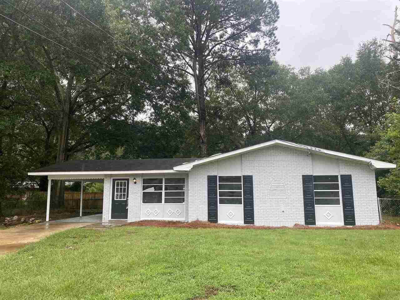 2406 York Court - Photo 1
