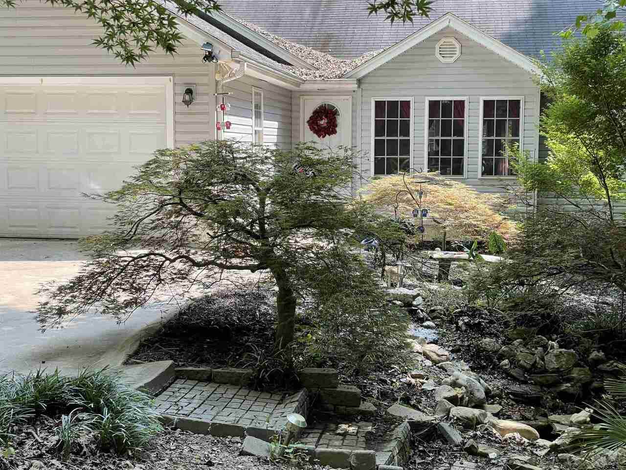 118 Lake Place Drive - Photo 1