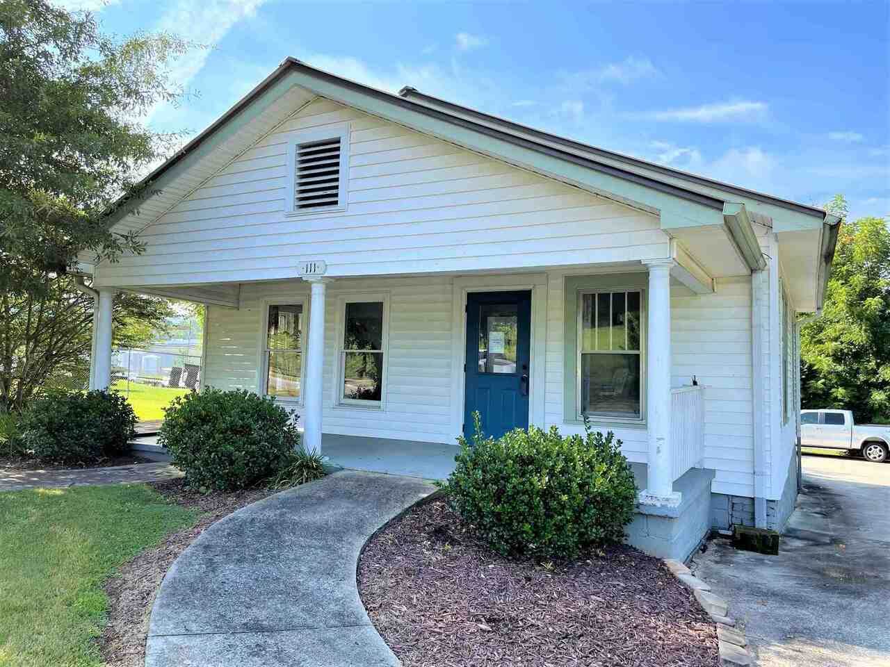 111 W Kytle Street - Photo 1