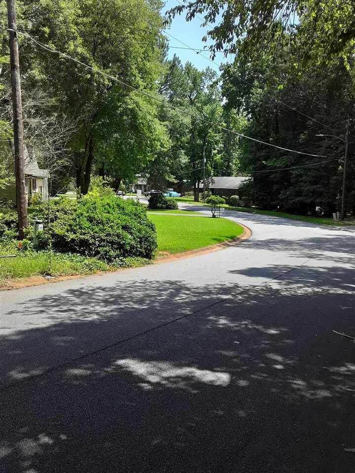 437 Rue De Chateau - Photo 1
