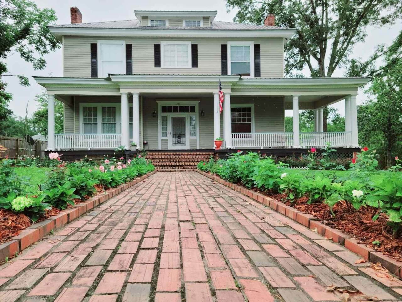120 Pioneer Road - Photo 1