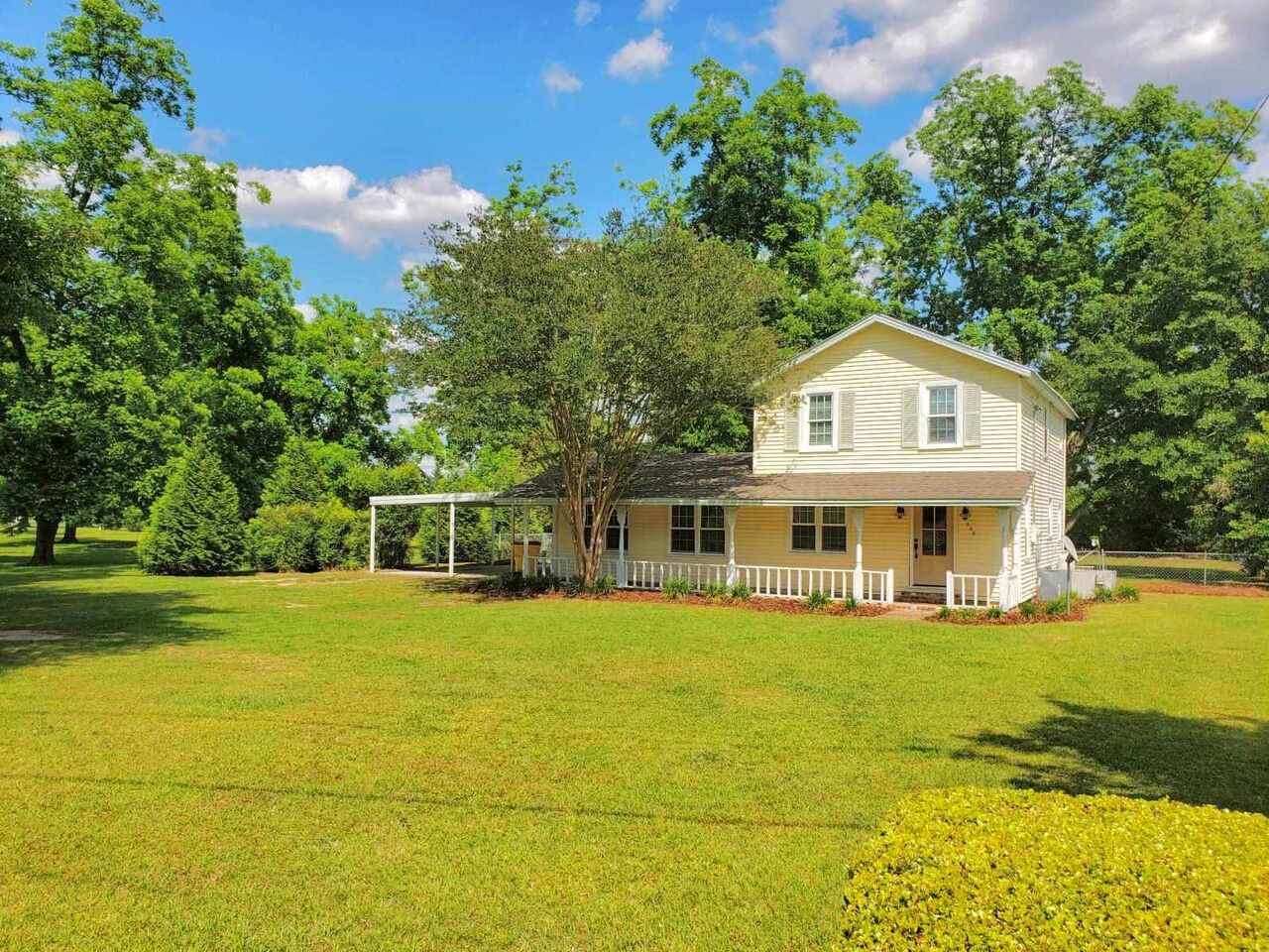 306 Dixie Street - Photo 1