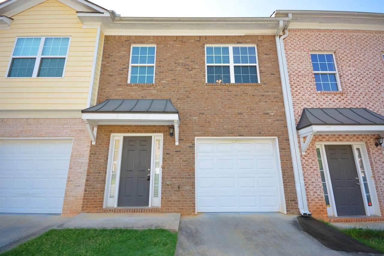 5048 Lower Elm Street - Photo 1