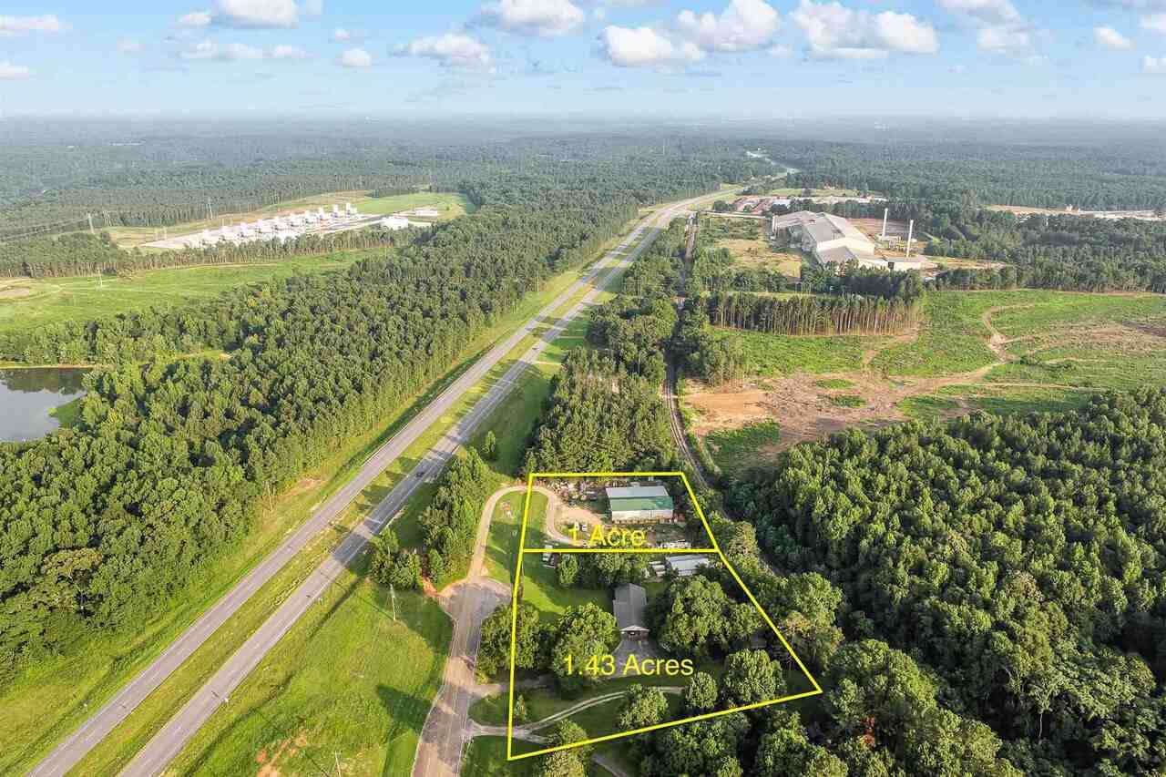 10216 Old Commerce Road - Photo 1