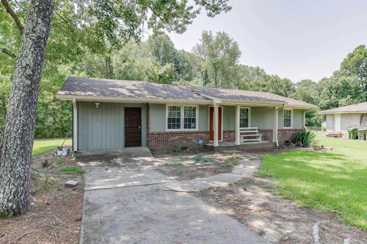 2982 Besto Drive - Photo 1