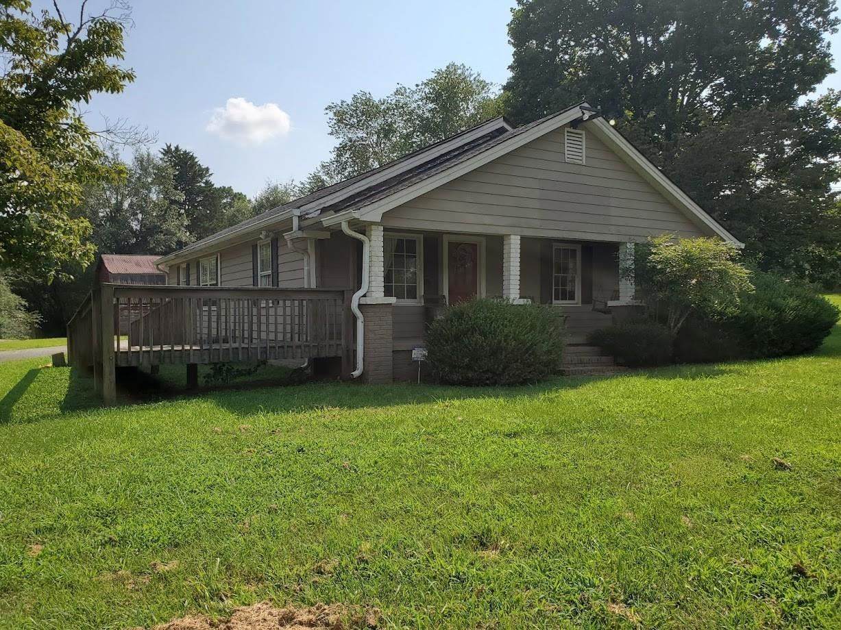 5885 Matt Highway - Photo 1