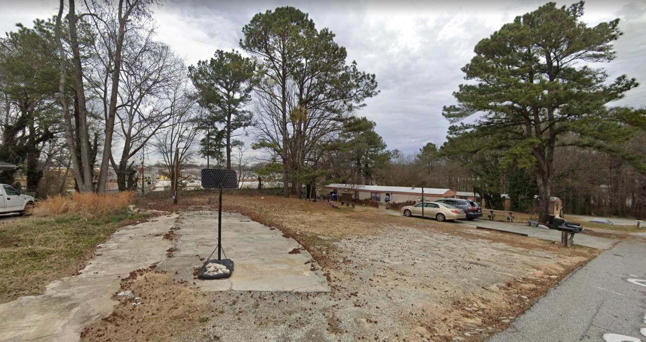 151 Carver Circle - Photo 1