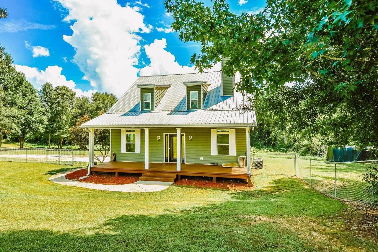 1052 Short Cut Road - Photo 1