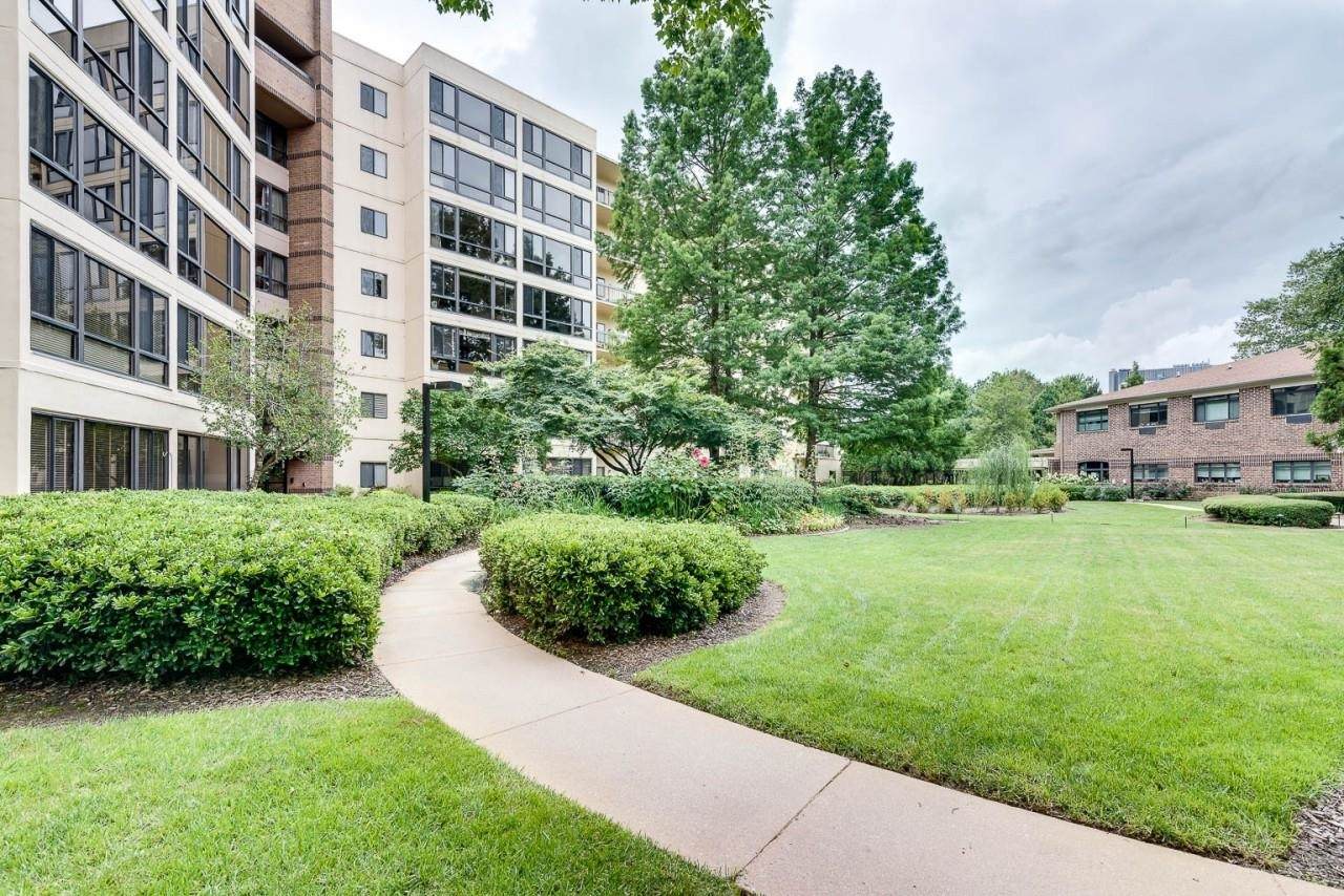 1800 Clairmont Lk - Photo 1